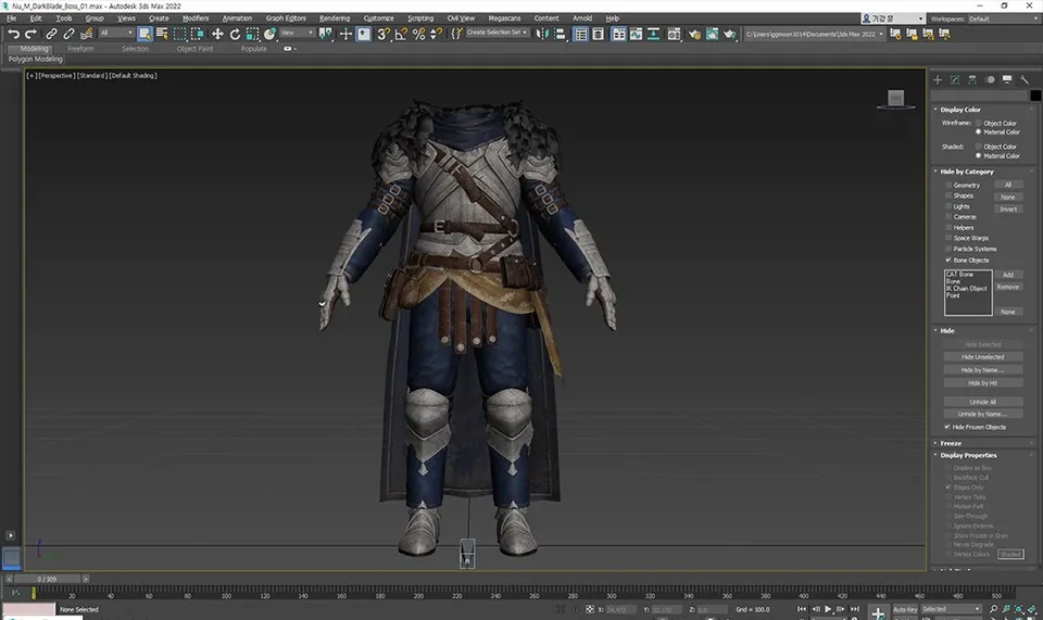 Figura con capa oscura, peto, faja y hombreras de pelo, dentro de una pantalla de modelado 3D.